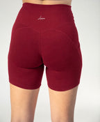 Lavoréa Ruched Waist Pocket Shorts in Burgundy, organic cotton, photo 2 of 2