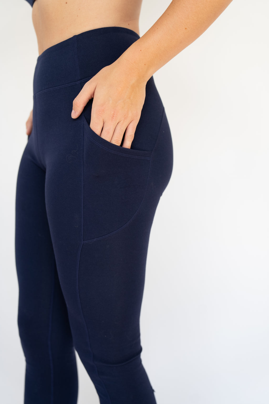 Lavoréa Everyday Leggings in Navy Blue, organic cotton, photo 4 of 10