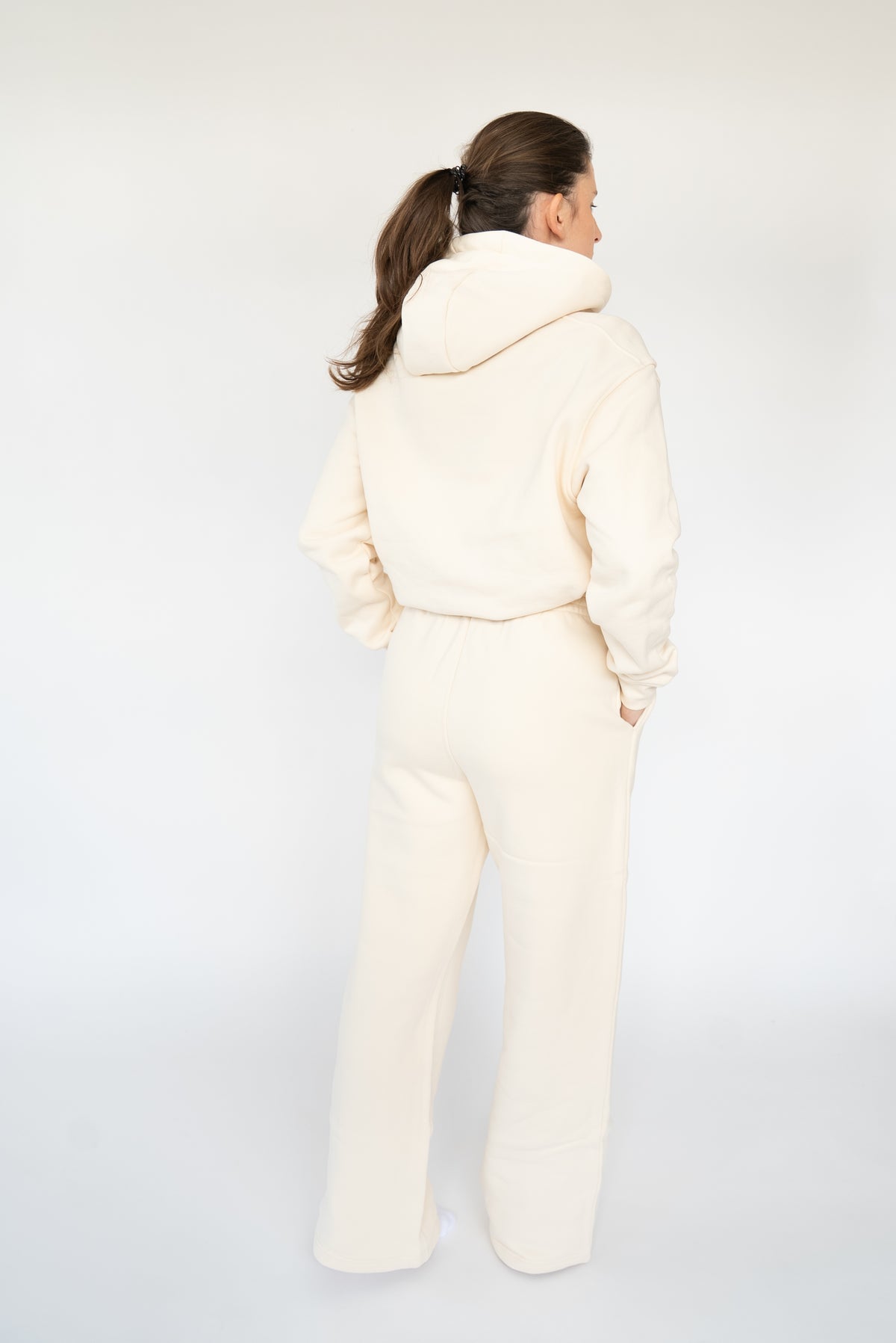 MoNa The Label oversized beige wide-leg pants in 100% organic cotton, view 5