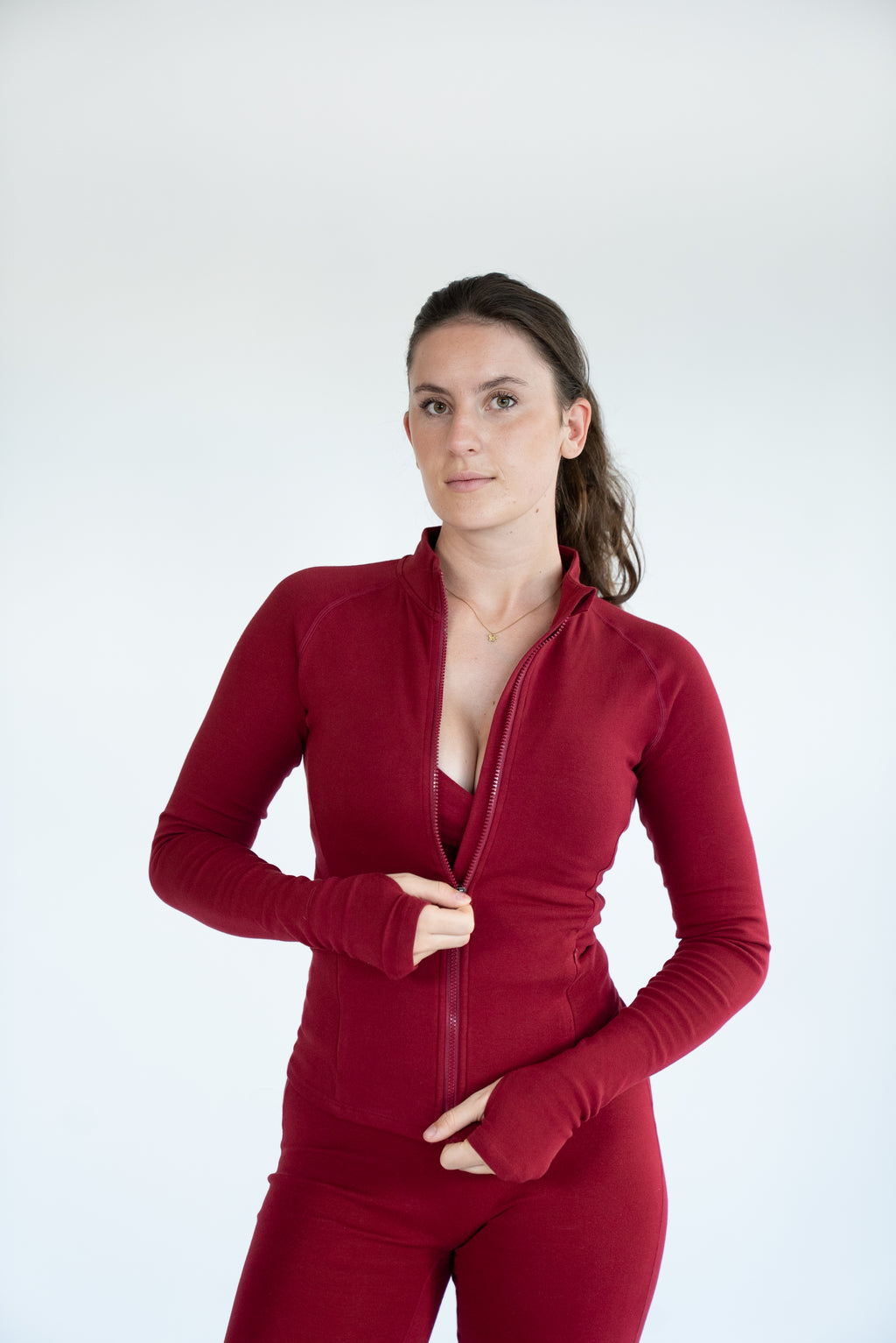 Lavoréa Training Jacket with Pockets in organic cotton, worn in movement