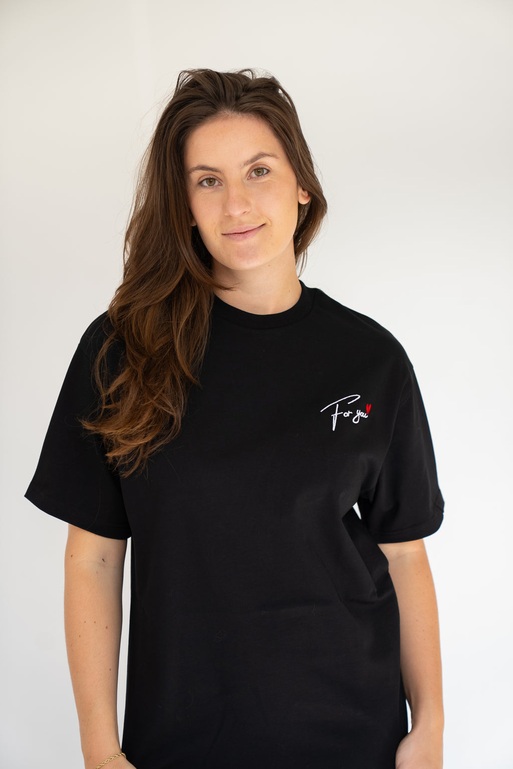 MoNa The Label slightly oversized black T-shirt in heavyweight organic cotton, view 2