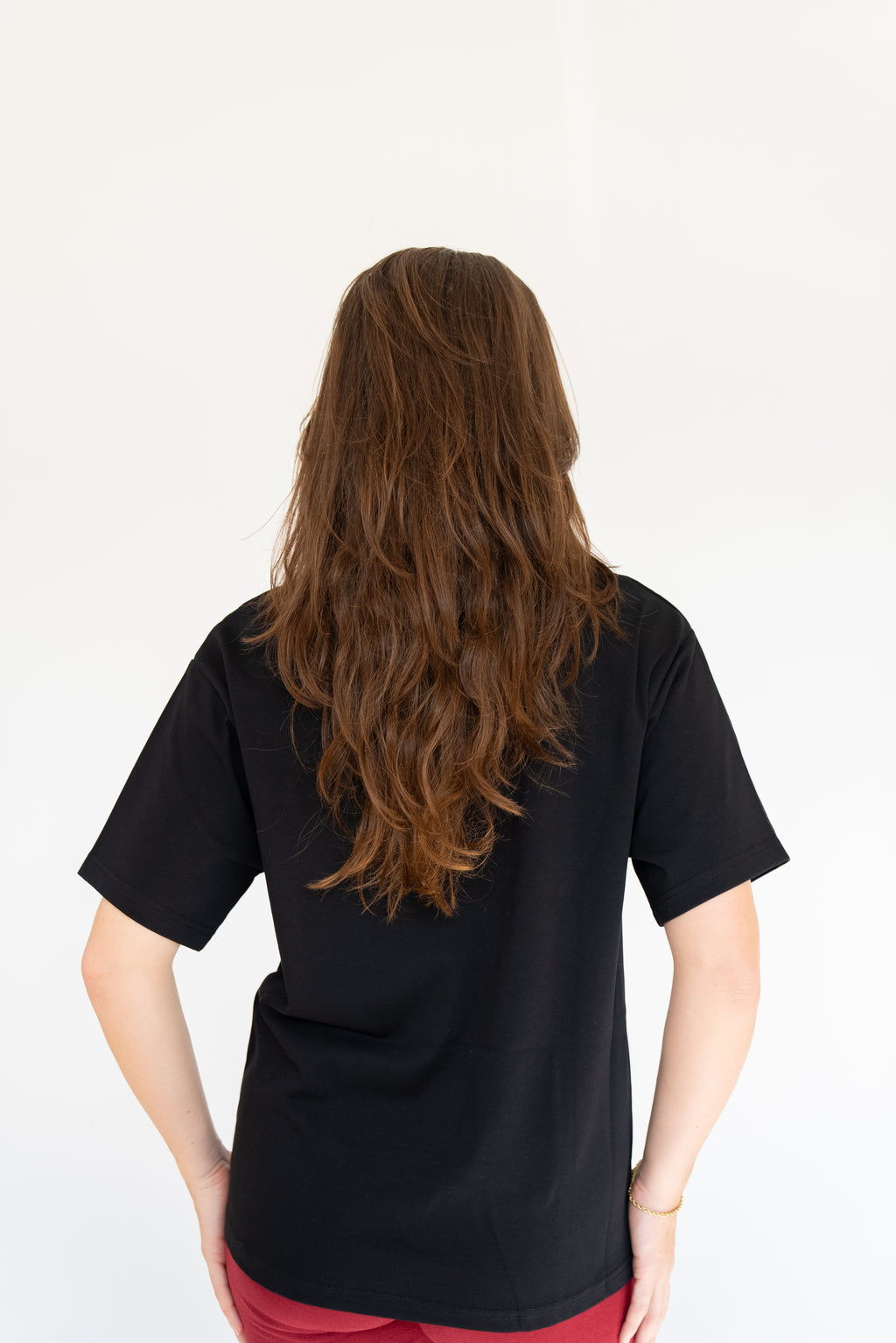 MoNa The Label slightly oversized black T-shirt in heavyweight organic cotton, view 5
